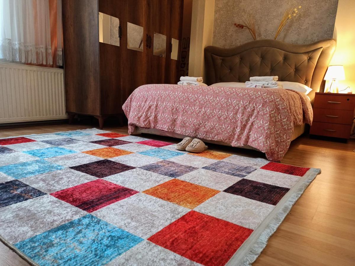 Private Room Close To Merter And Gungoren Textile Center Istanbul Bagian luar foto